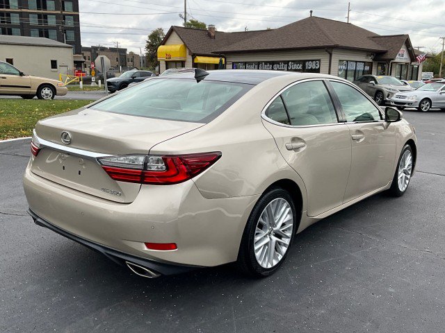 Used 2018 Lexus ES 350 w/ Luxury Package w/Wood Trim FWD image 7