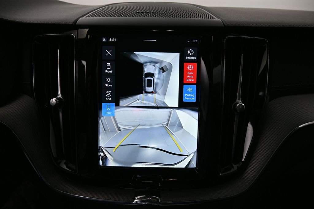 Used 2024 Volvo XC60 B5 Ultimate w/ Protection Package Premier AWD/4WD image 20