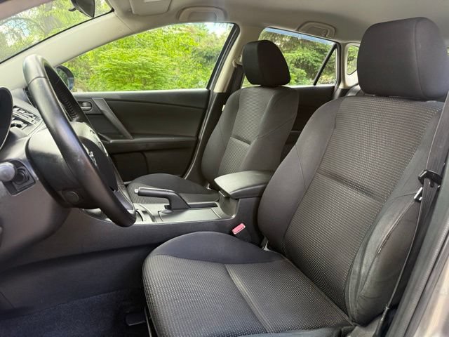 Used 2012 MAZDA MAZDA3 i Touring FWD image 9