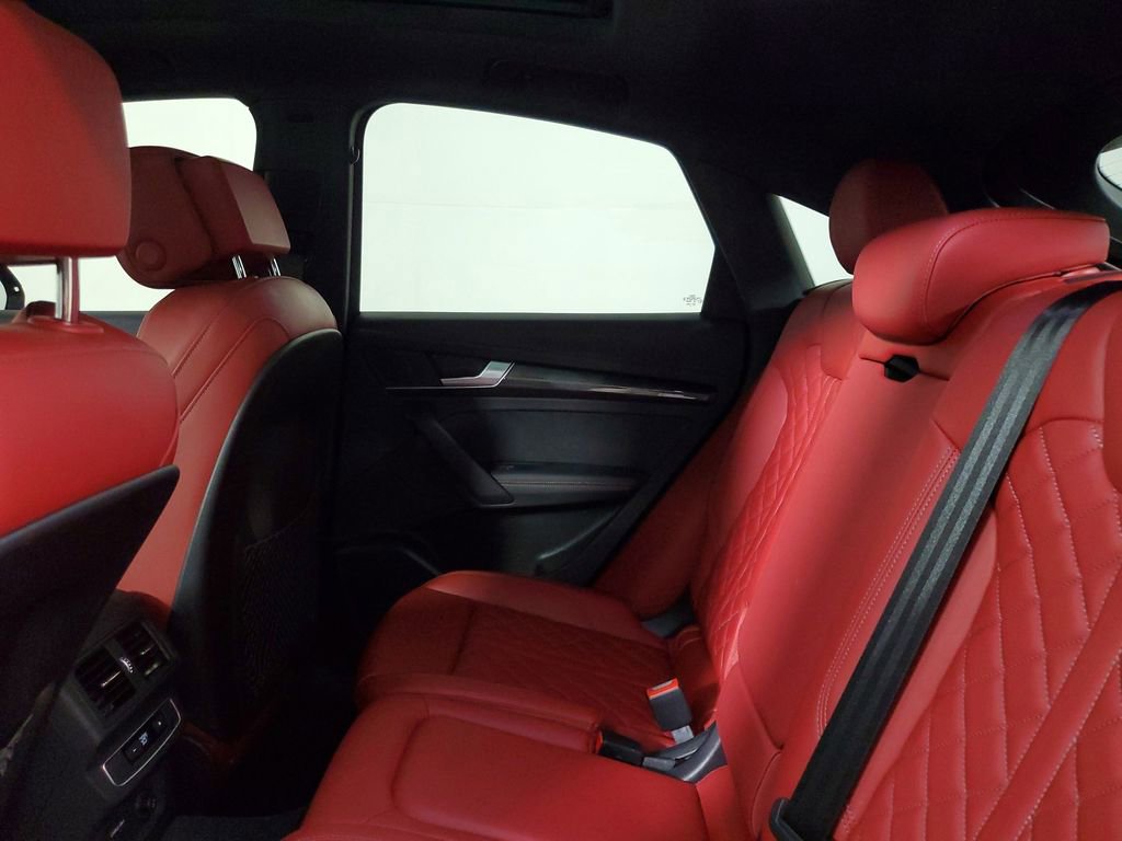 Used 2023 Audi SQ5 Premium Plus w/ Premium Plus Package image 11