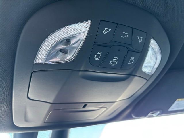 Used 2021 Chrysler Pacifica Touring-L w/ S Appearance Package image 20