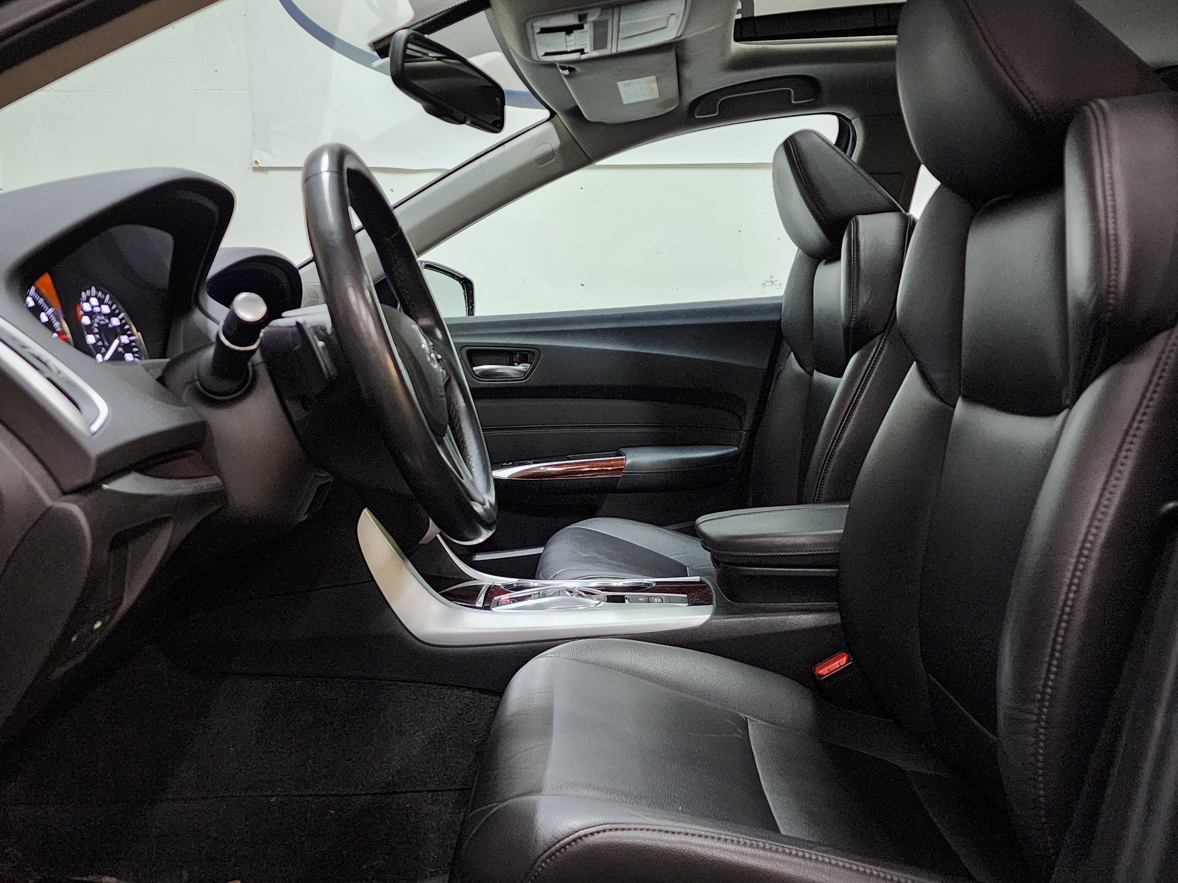 Used 2017 Acura TLX V6 image 12