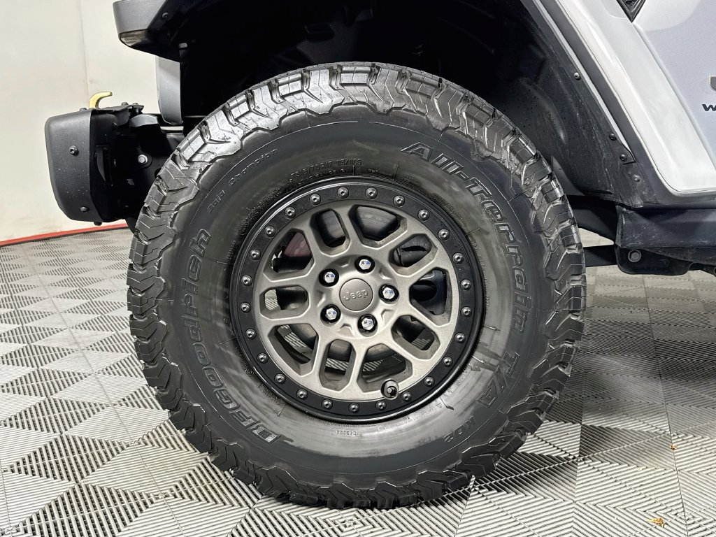Used 2023 Jeep Wrangler Unlimited Rubicon 392 w/ Xtreme Recon 35" Tire Package AWD/4WD image 32