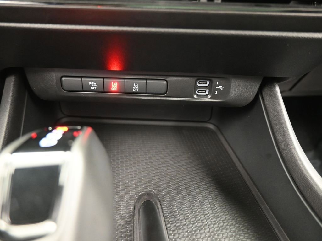 Used 2025 Dodge Charger R/T w/ Sun & Sound Package image 30