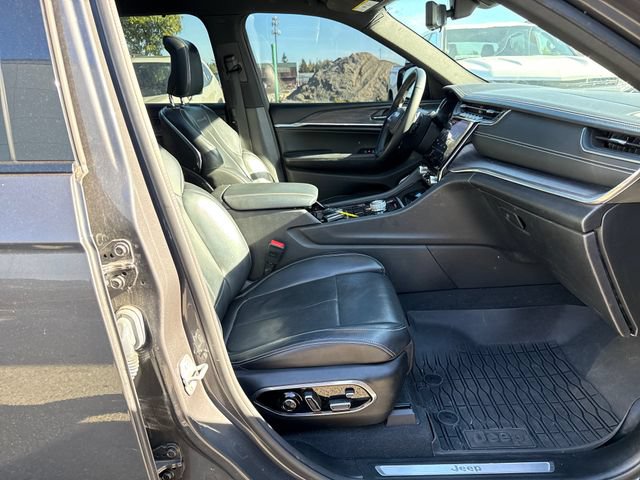 Used 2022 Jeep Grand Cherokee L Overland w/ Advanced Protech Group III AWD/4WD image 9