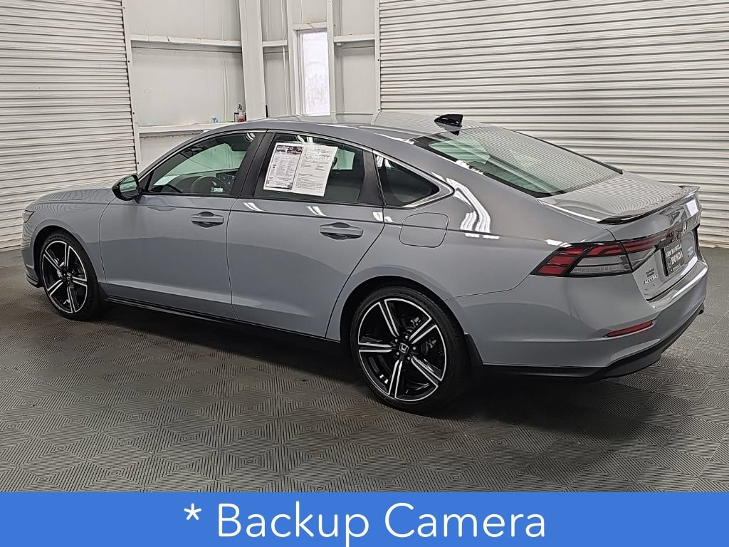 Used 2025 Honda Accord Sport image 6