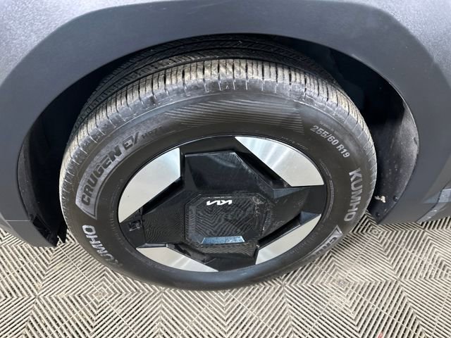 Used 2024 Kia EV9 Wind image 10