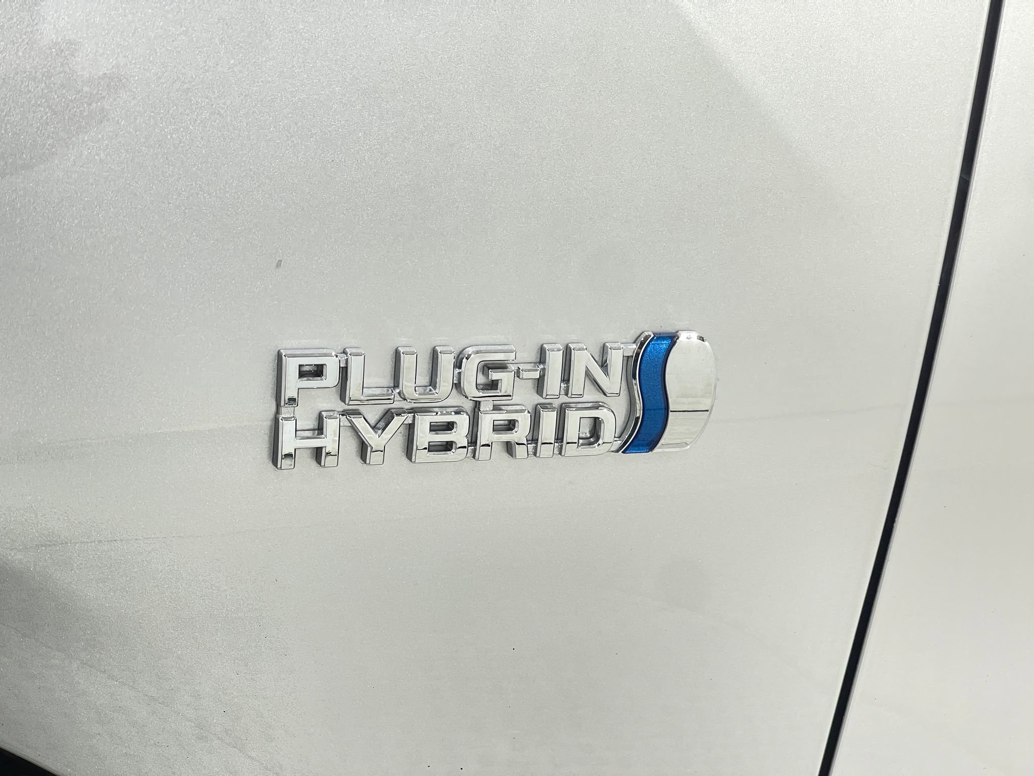 Used 2020 Toyota Prius Prime LE image 37