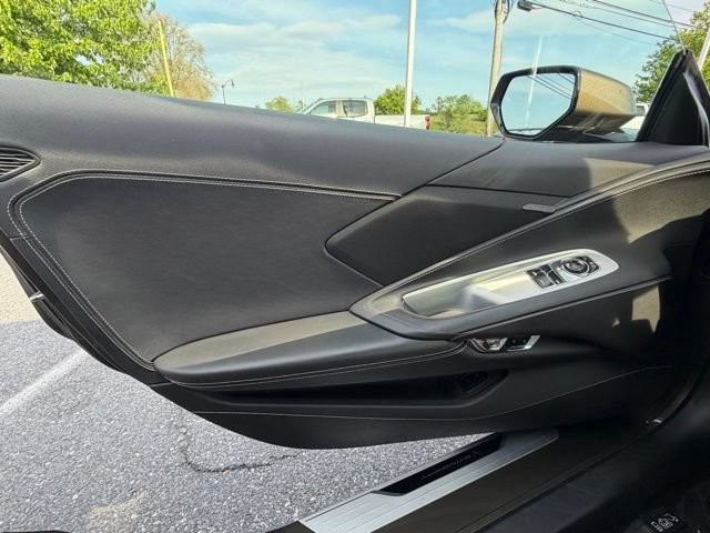 Certified 2020 Chevrolet Corvette Stingray Coupe w/ 1LT RWD image 27