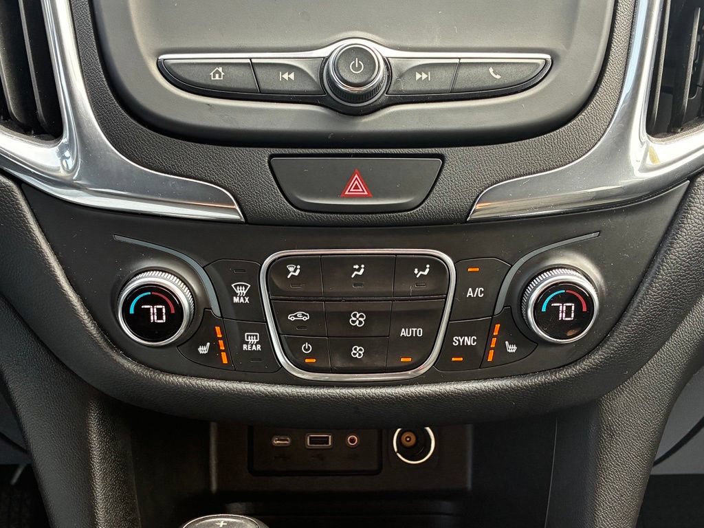 Used 2020 Chevrolet Equinox LT AWD/4WD image 22