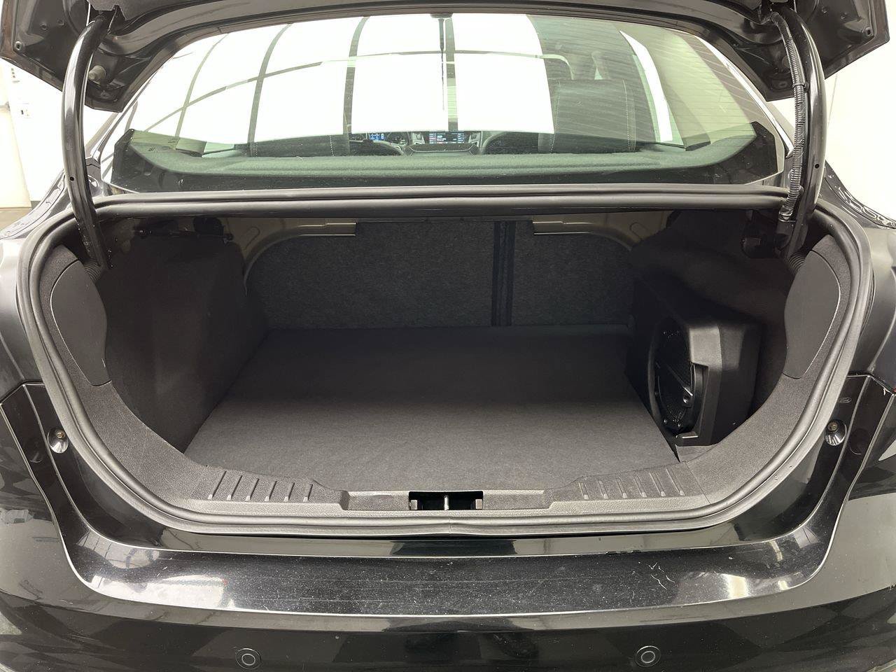 Used 2015 Ford Focus Titanium FWD image 31