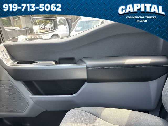 New 2025 Ford F450 XLT w/ XLT Value Package image 29