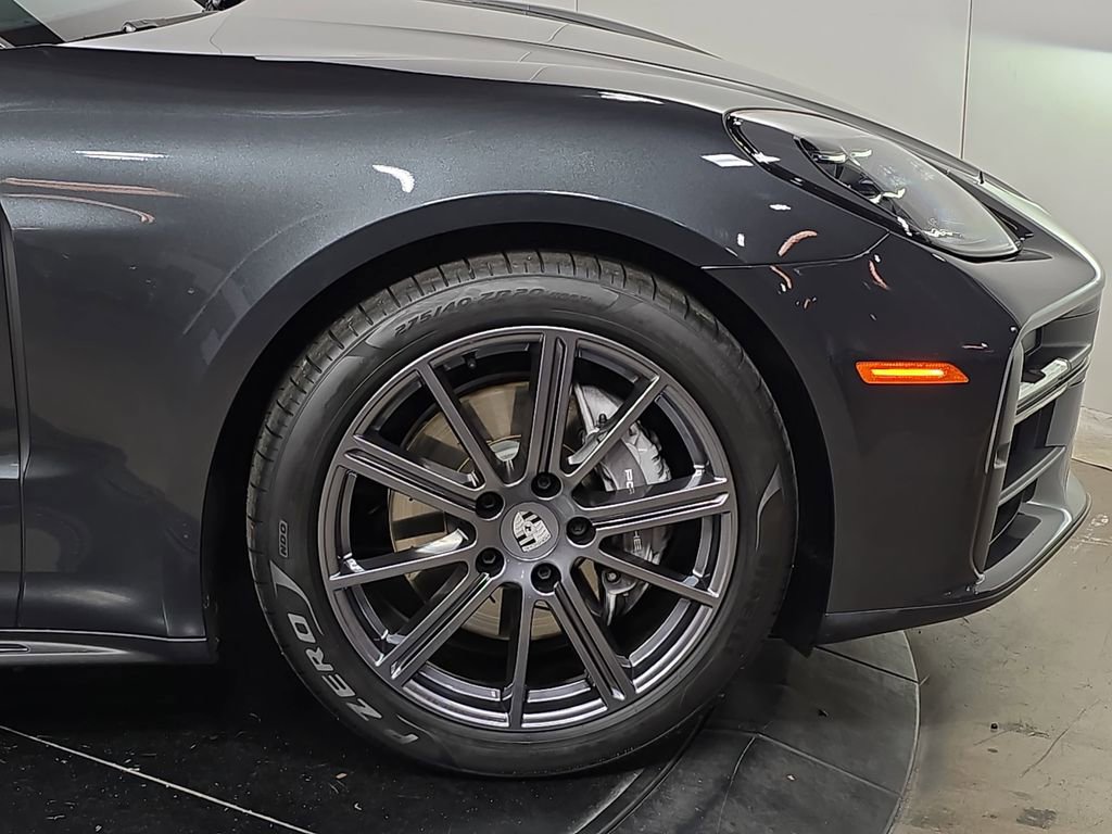 Certified 2024 Porsche Panamera image 11