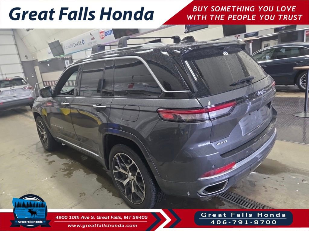 Used 2022 Jeep Grand Cherokee Summit AWD/4WD image 3
