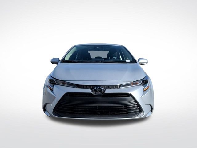 Used 2026 Toyota Corolla LE image 10