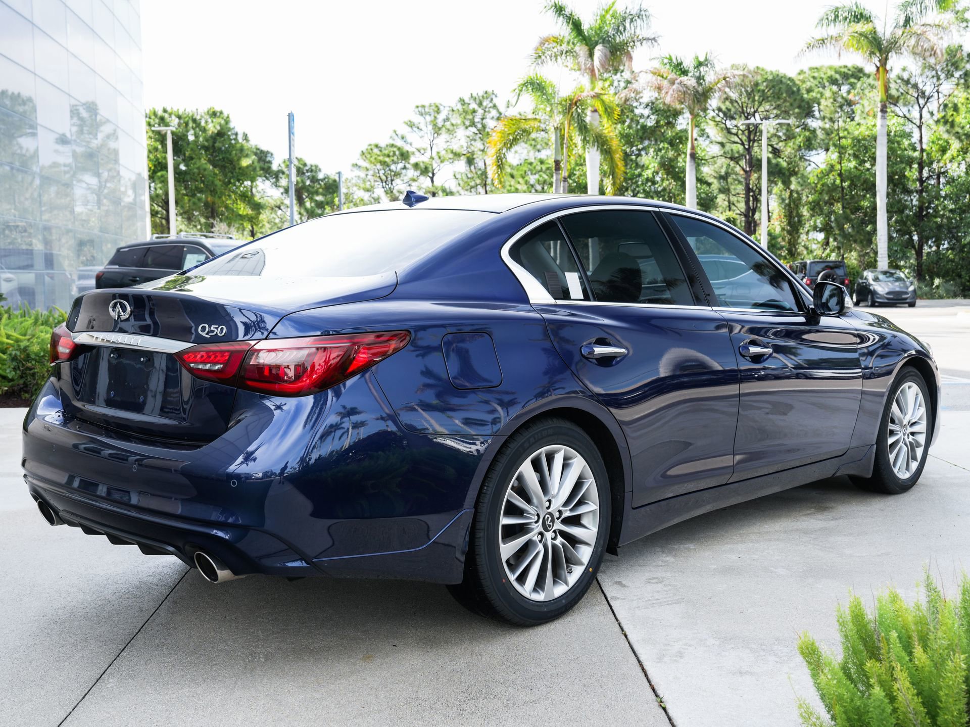 Used 2023 INFINITI Q50 Luxe w/ Cargo Package RWD image 10