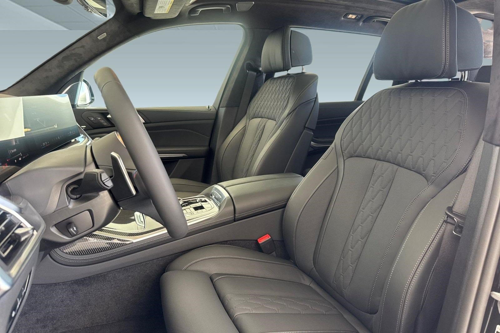New 2027 BMW X7 M60i AWD/4WD image 24
