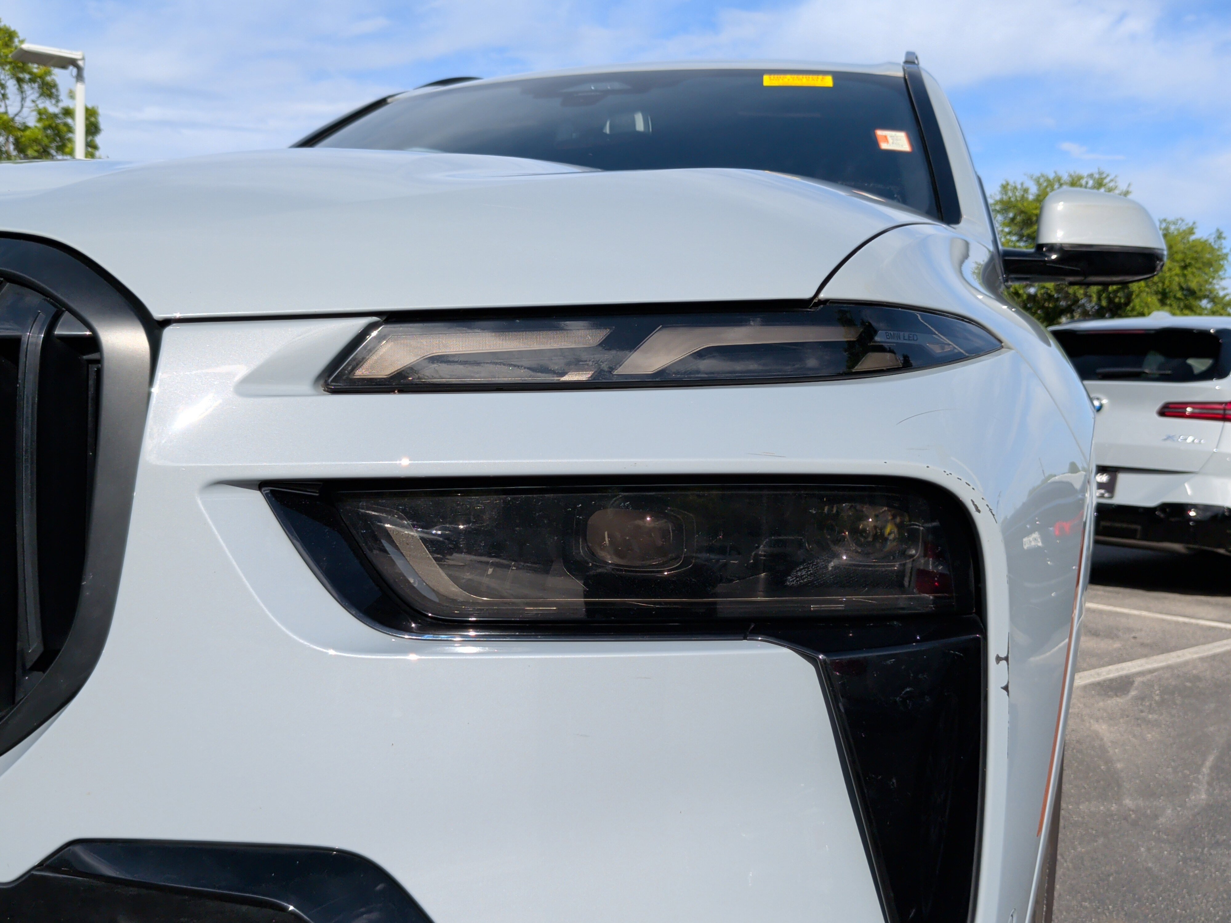 Certified 2023 BMW X7 xDrive40i w/ M Sport Package image 3