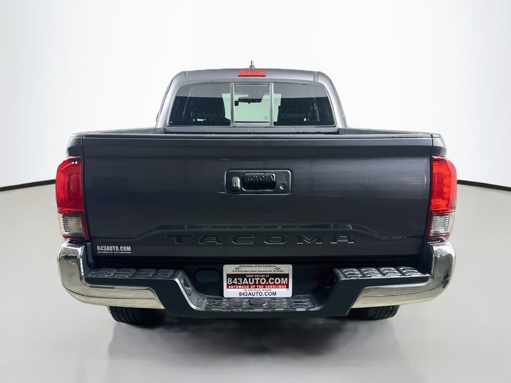 Used 2022 Toyota Tacoma SR5 RWD image 6
