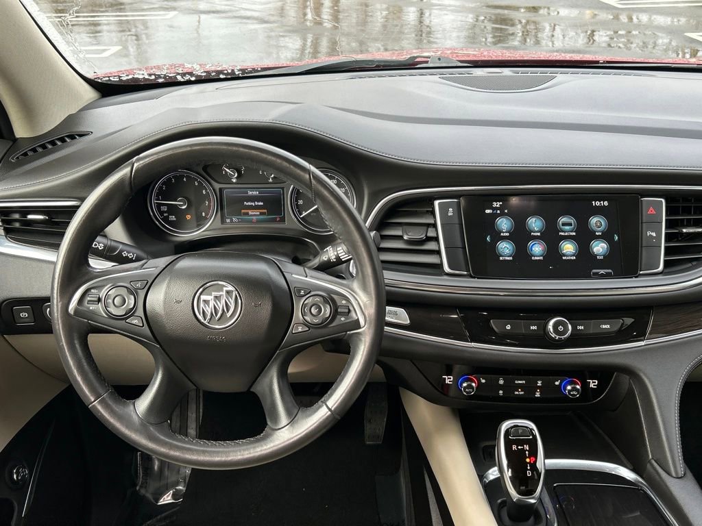 Used 2018 Buick Enclave Essence image 18