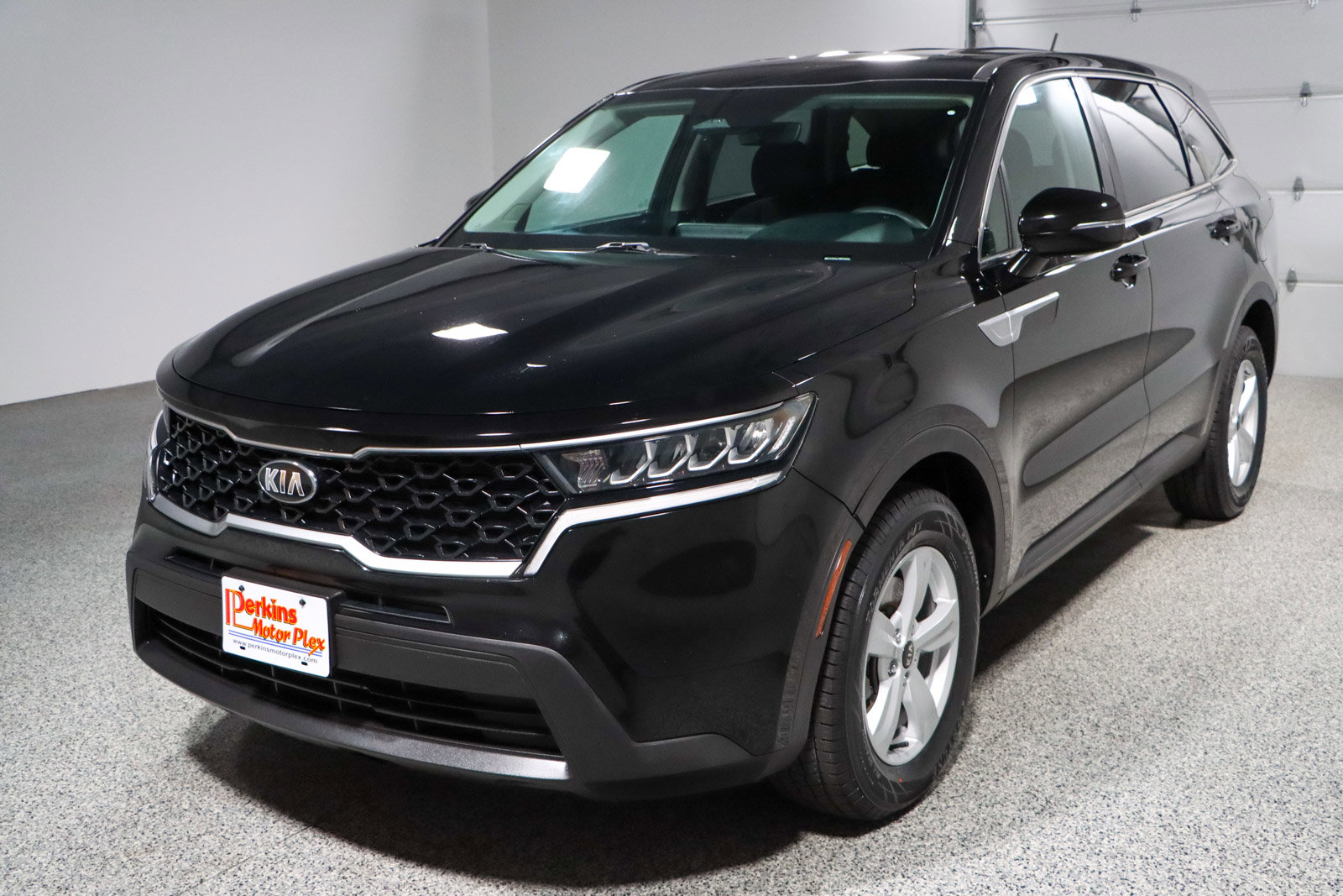 Used 2021 Kia Sorento LX image 32
