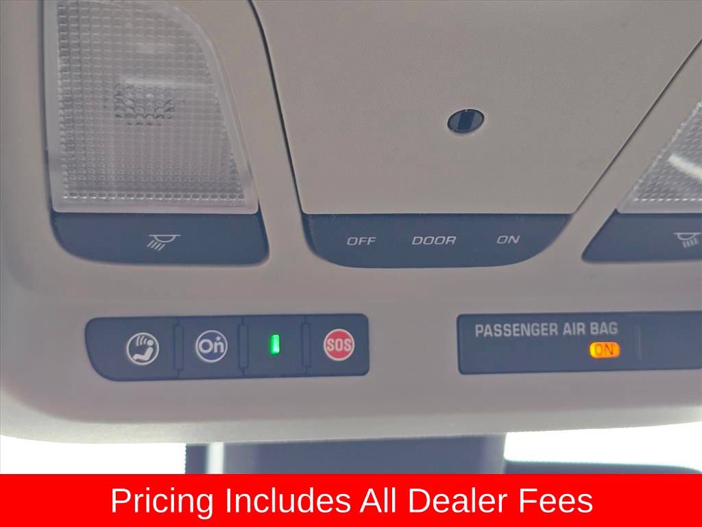 Used 2015 Chevrolet Impala LTZ FWD image 24