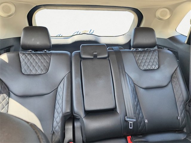 Used 2024 Ford Edge Titanium image 11