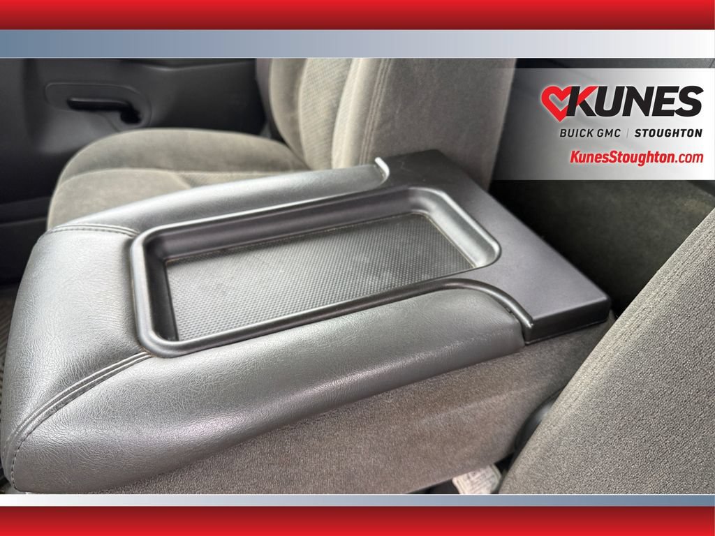 Used 2006 Chevrolet Silverado 1500 W/T AWD/4WD image 25