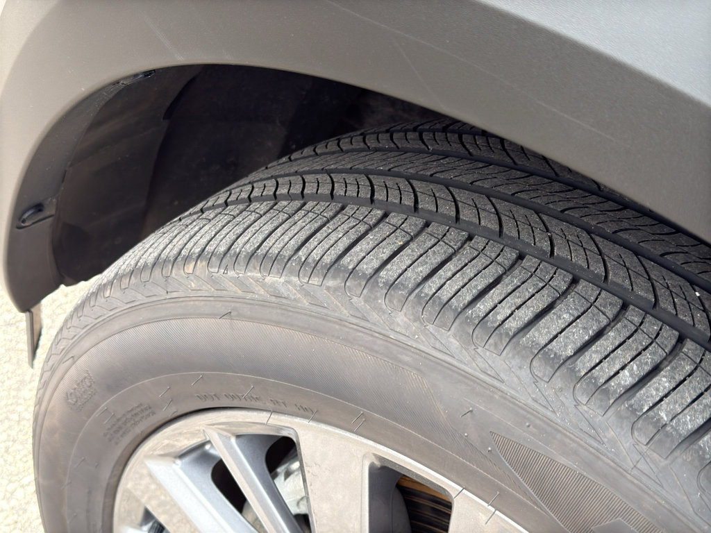 Certified 2025 Nissan Pathfinder SL w/ SL Premium Package image 10