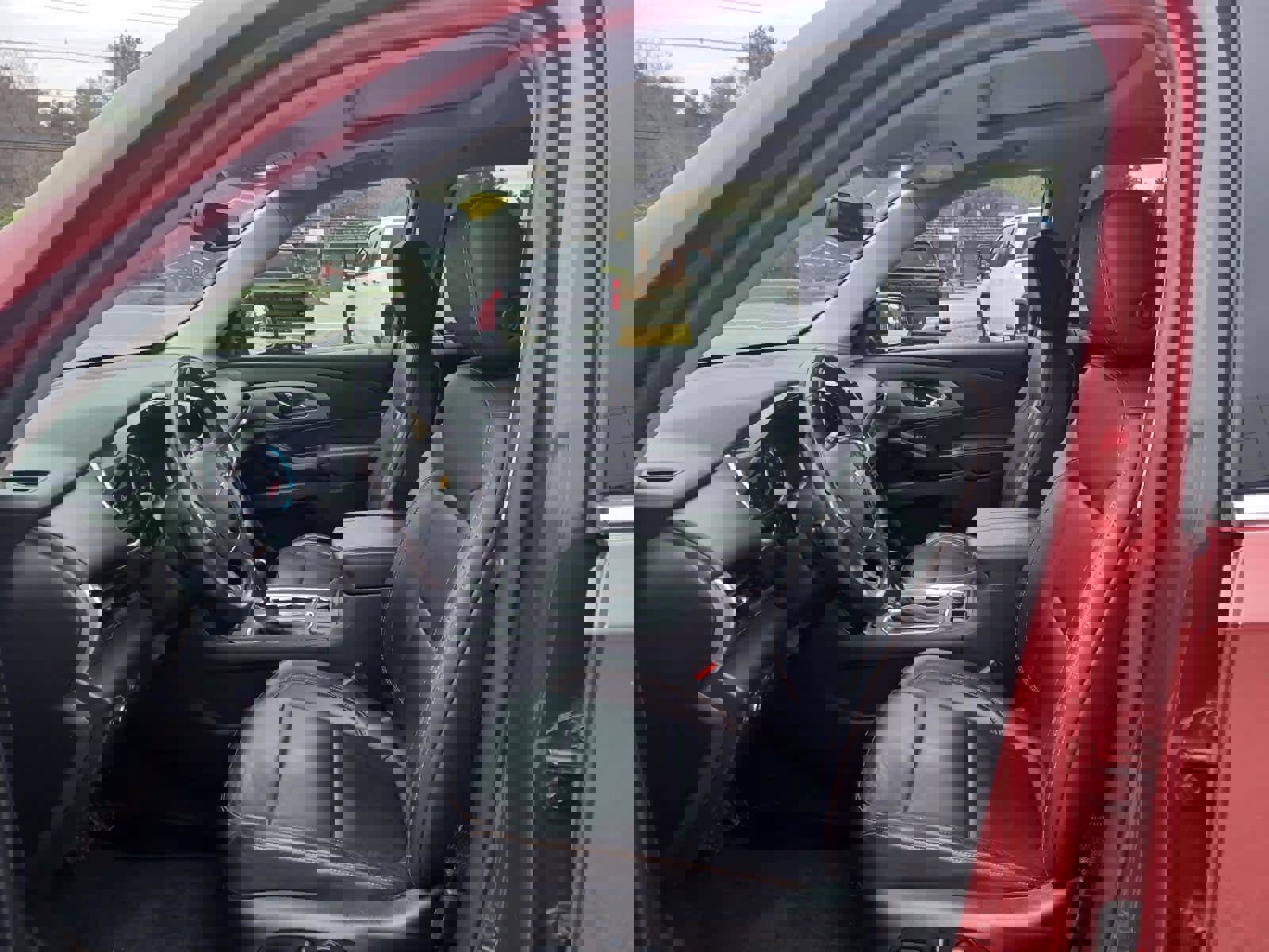 Used 2020 Chevrolet Traverse LT w/ LT Premium Package image 7