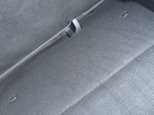 Used 2021 Ford EcoSport SES image 14