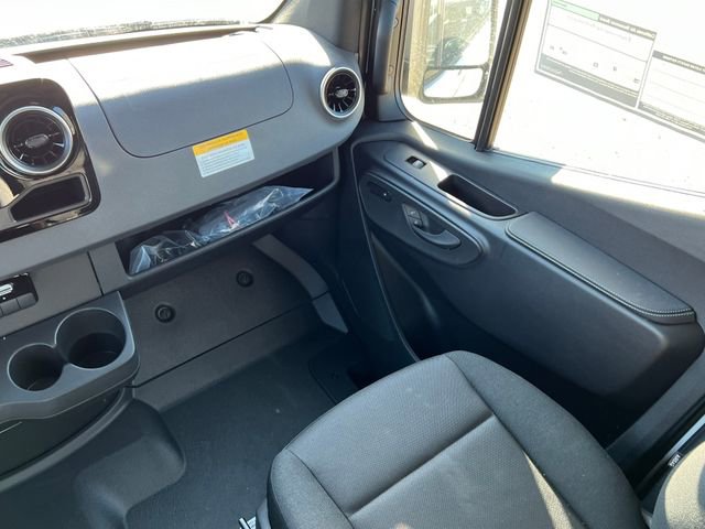 New 2025 Mercedes-Benz Sprinter 2500 image 29