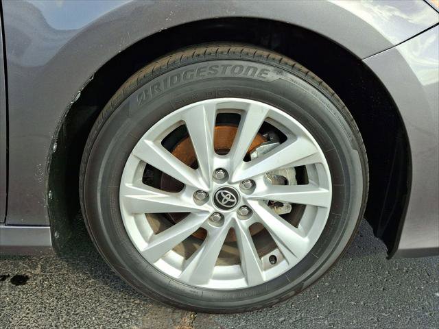 Used 2024 Toyota Camry LE image 32