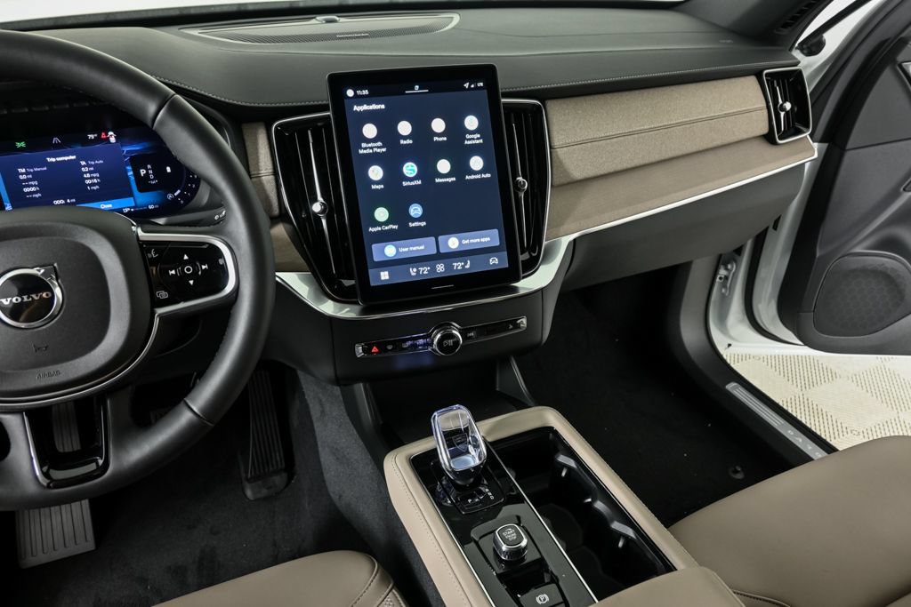 New 2026 Volvo XC90 B6 Plus w/ Protection Package Premier AWD/4WD image 13