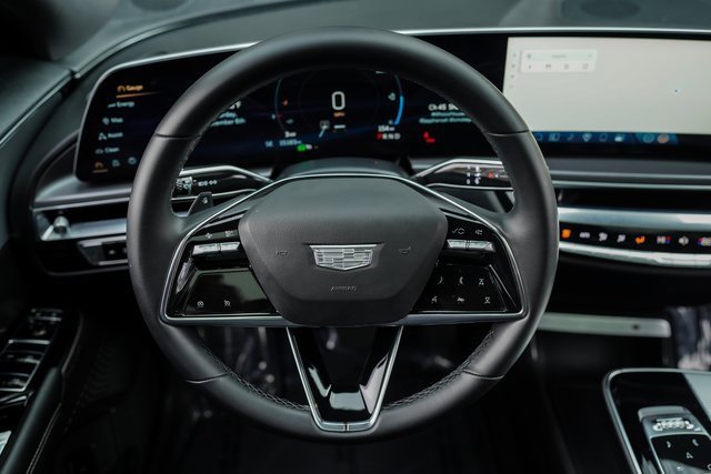 Used 2024 Cadillac Lyriq Tech image 27