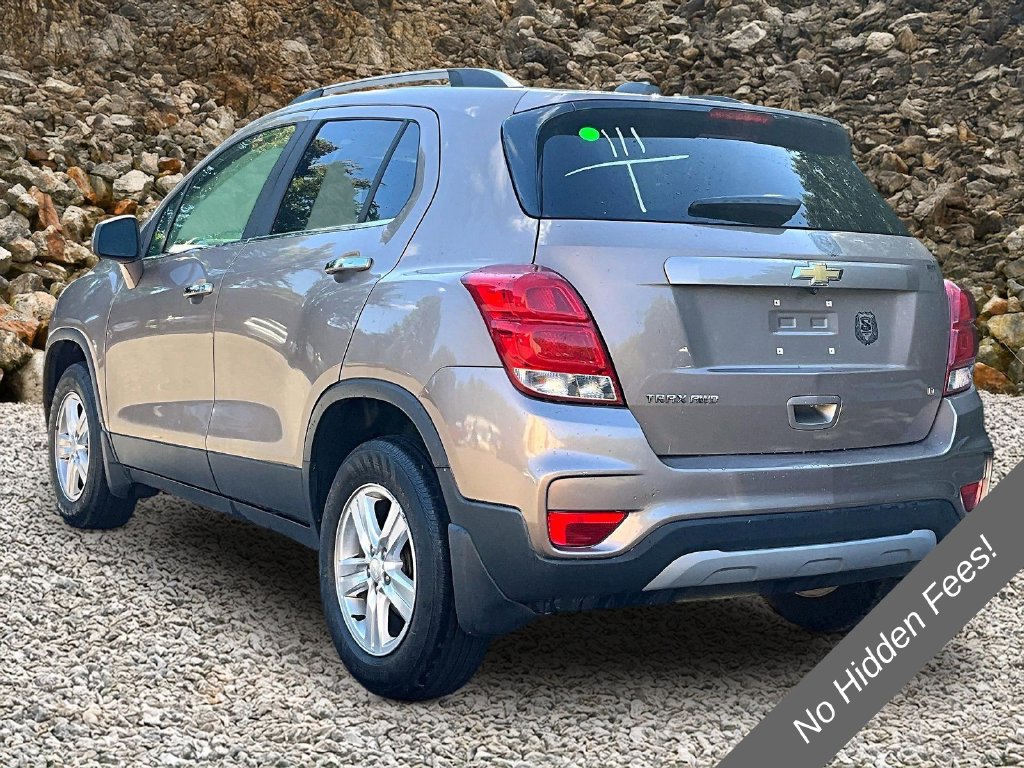 Used 2018 Chevrolet Trax LT w/ LT Convenience Package AWD/4WD image 9