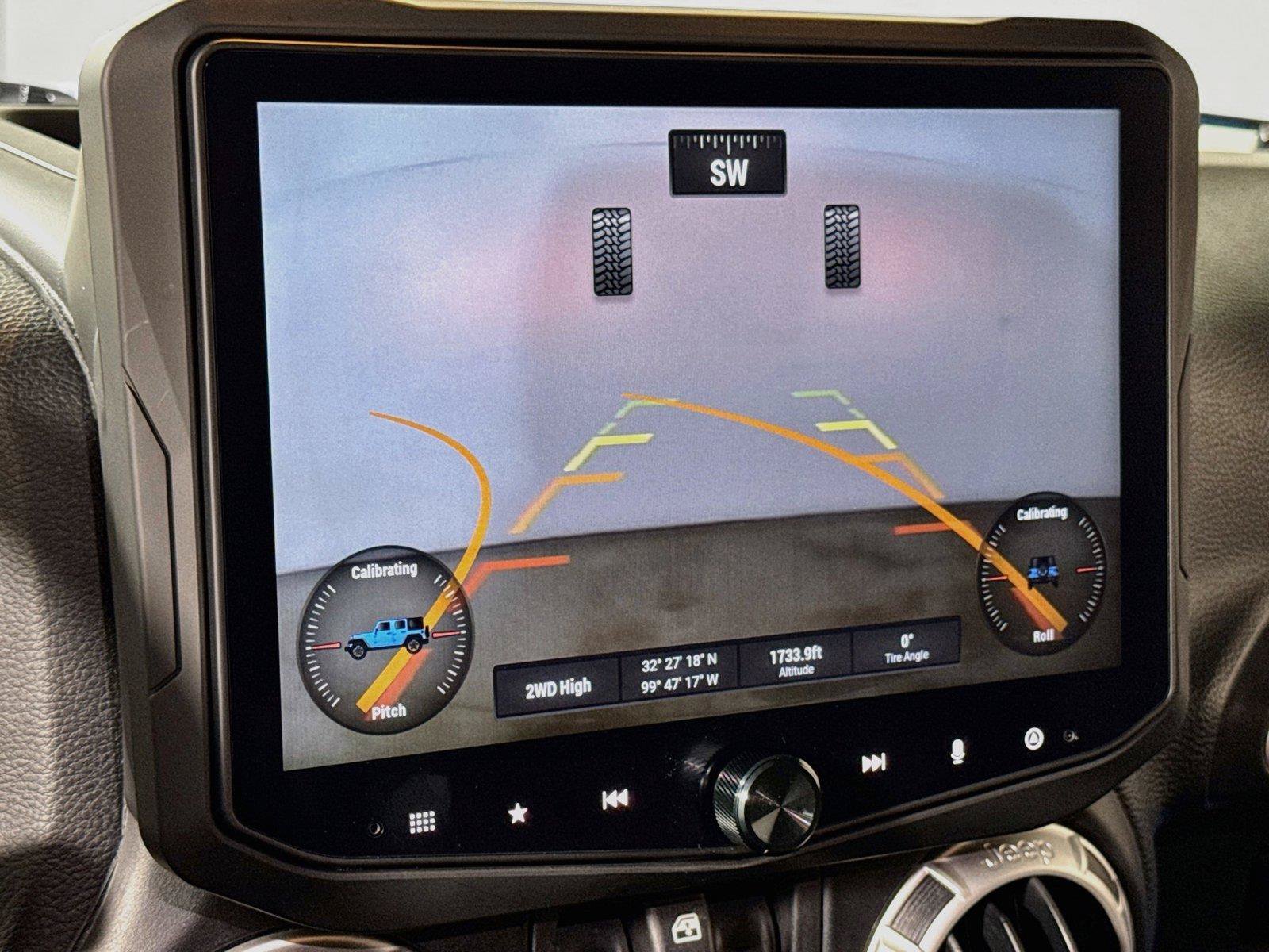 Used 2017 Jeep Wrangler Unlimited Sahara w/ Quick Order Package 24E Chief AWD/4WD image 11