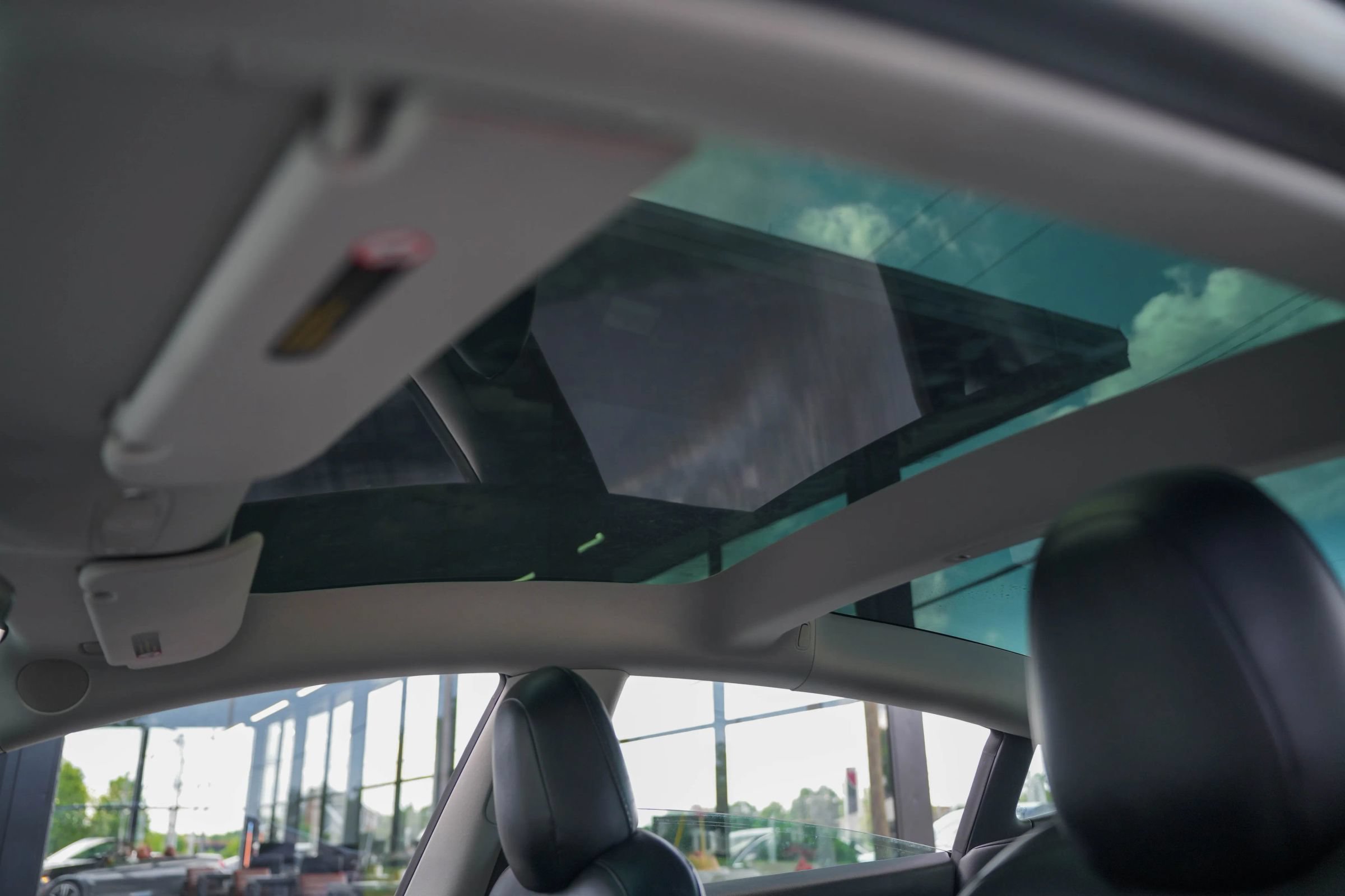 Used 2022 Tesla Model 3 Standard Range RWD image 13
