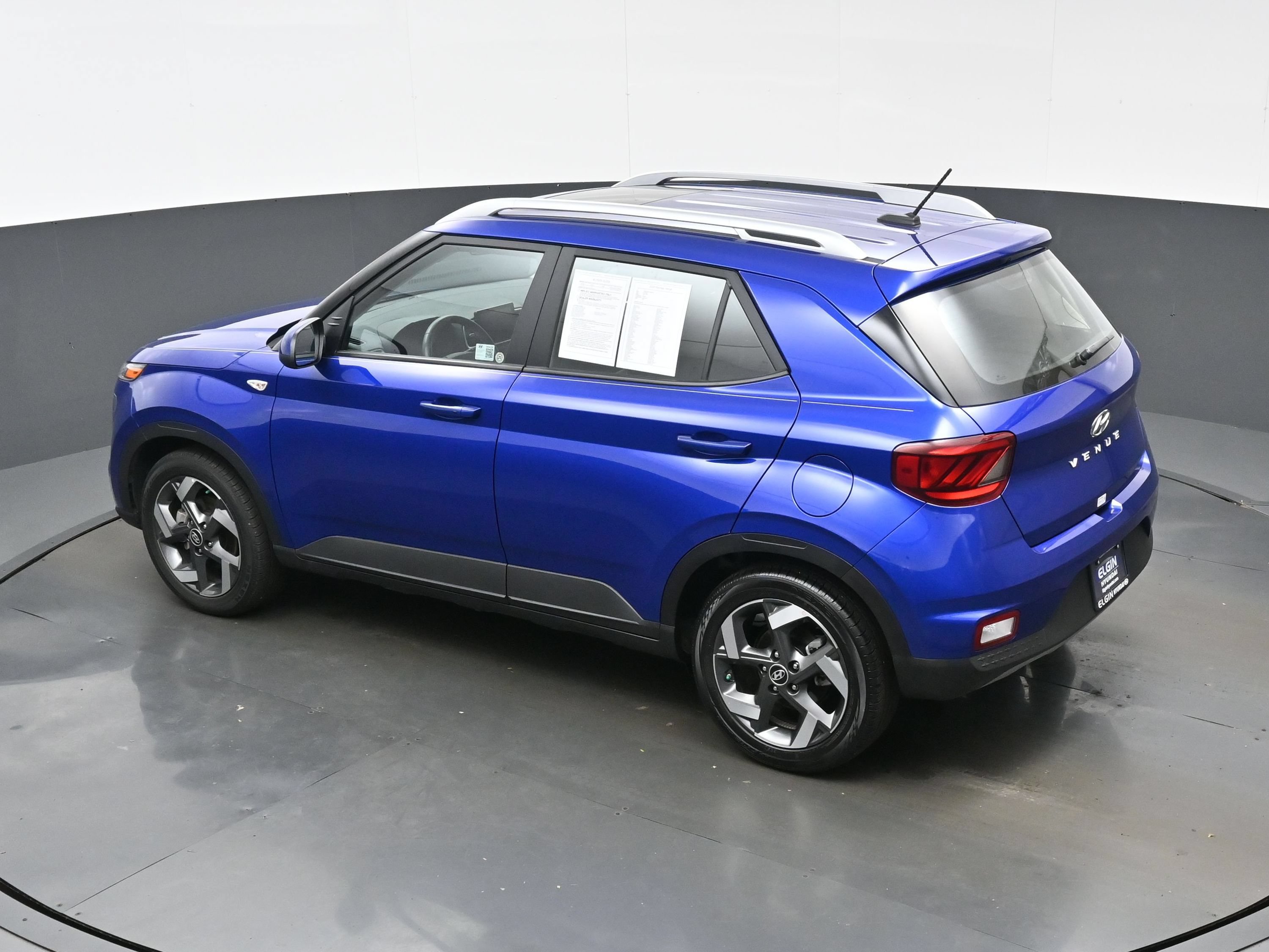 Certified 2026 Hyundai Venue SEL FWD image 36