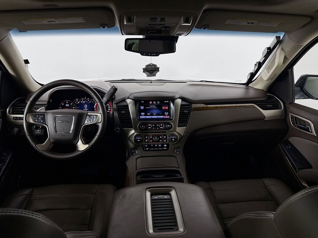 Used 2015 GMC Yukon Denali w/ Premium Package image 25