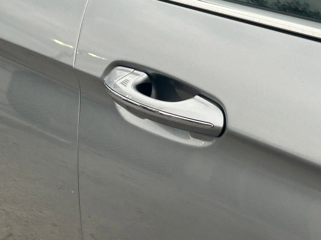 Used 2022 Ford Edge Titanium image 19