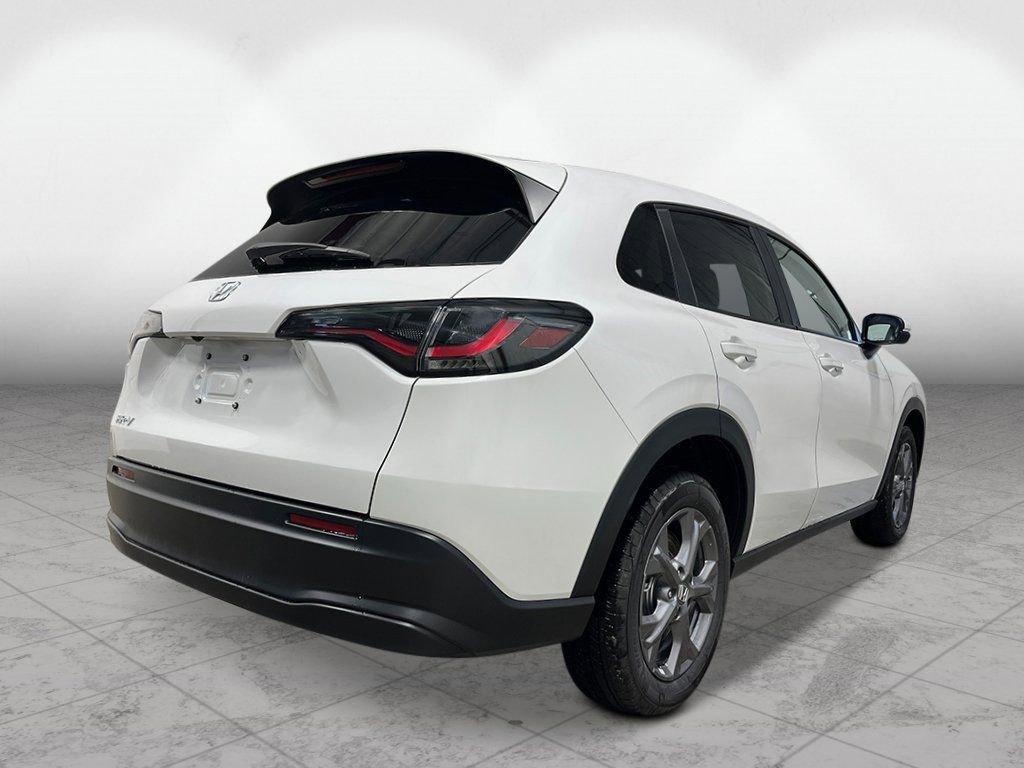 New 2027 Honda HR-V LX image 5