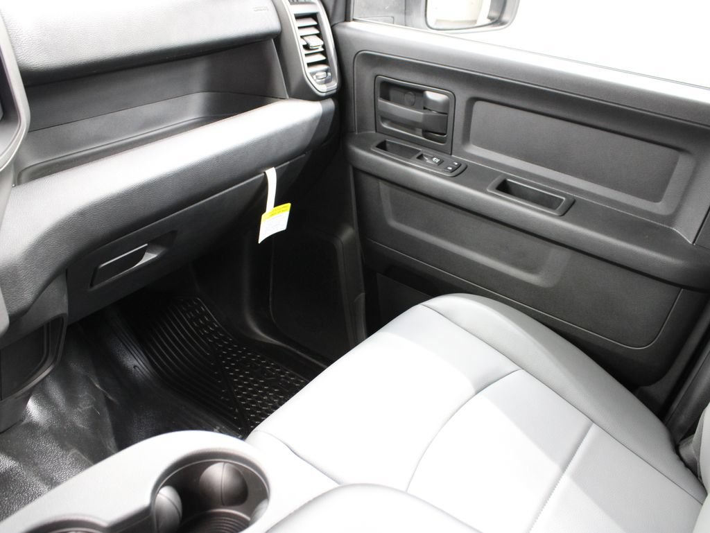 Used 2023 RAM 3500 Tradesman w/ Convenience Group AWD/4WD image 26