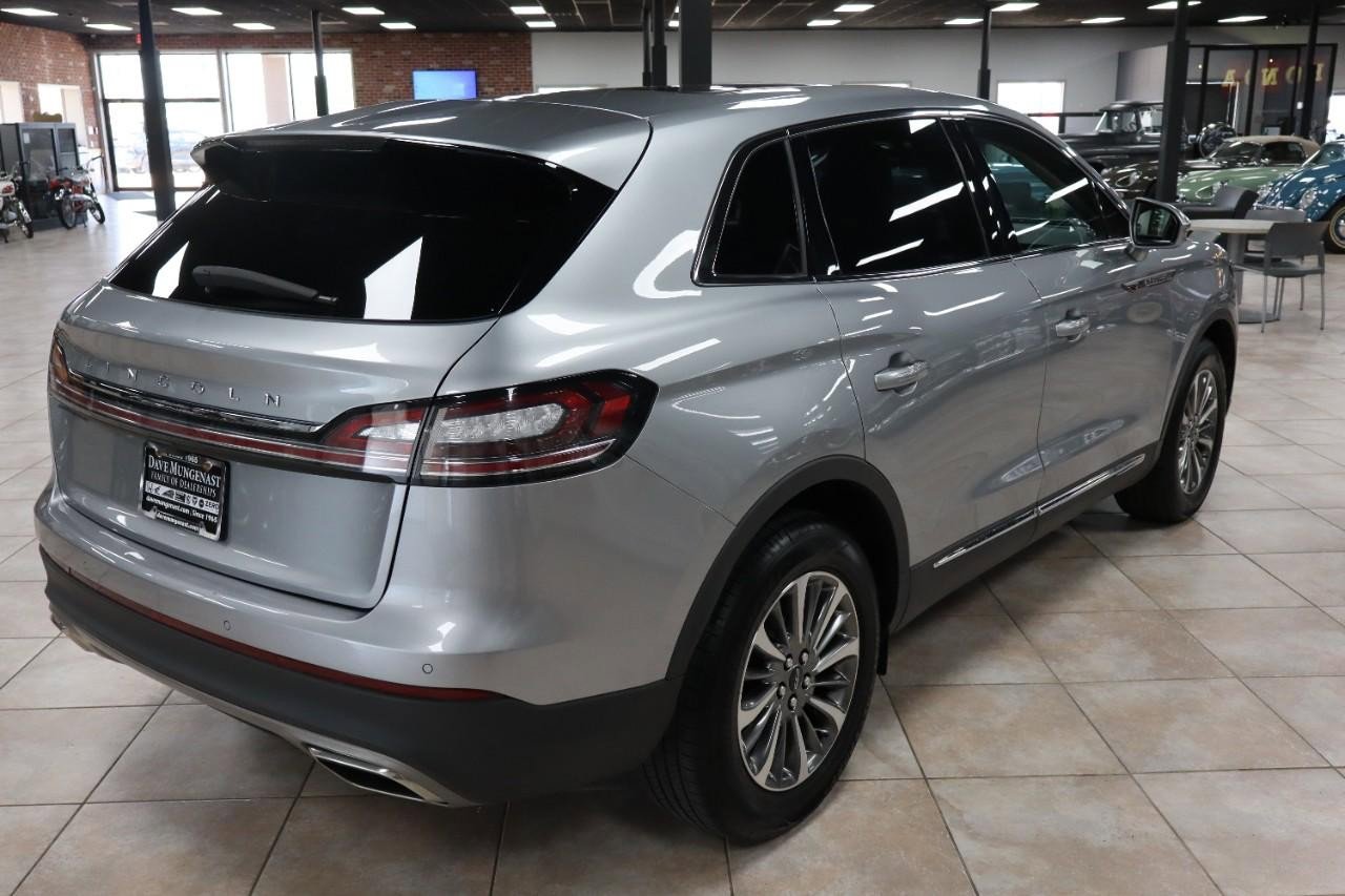 Used 2023 Lincoln Nautilus Reserve image 5