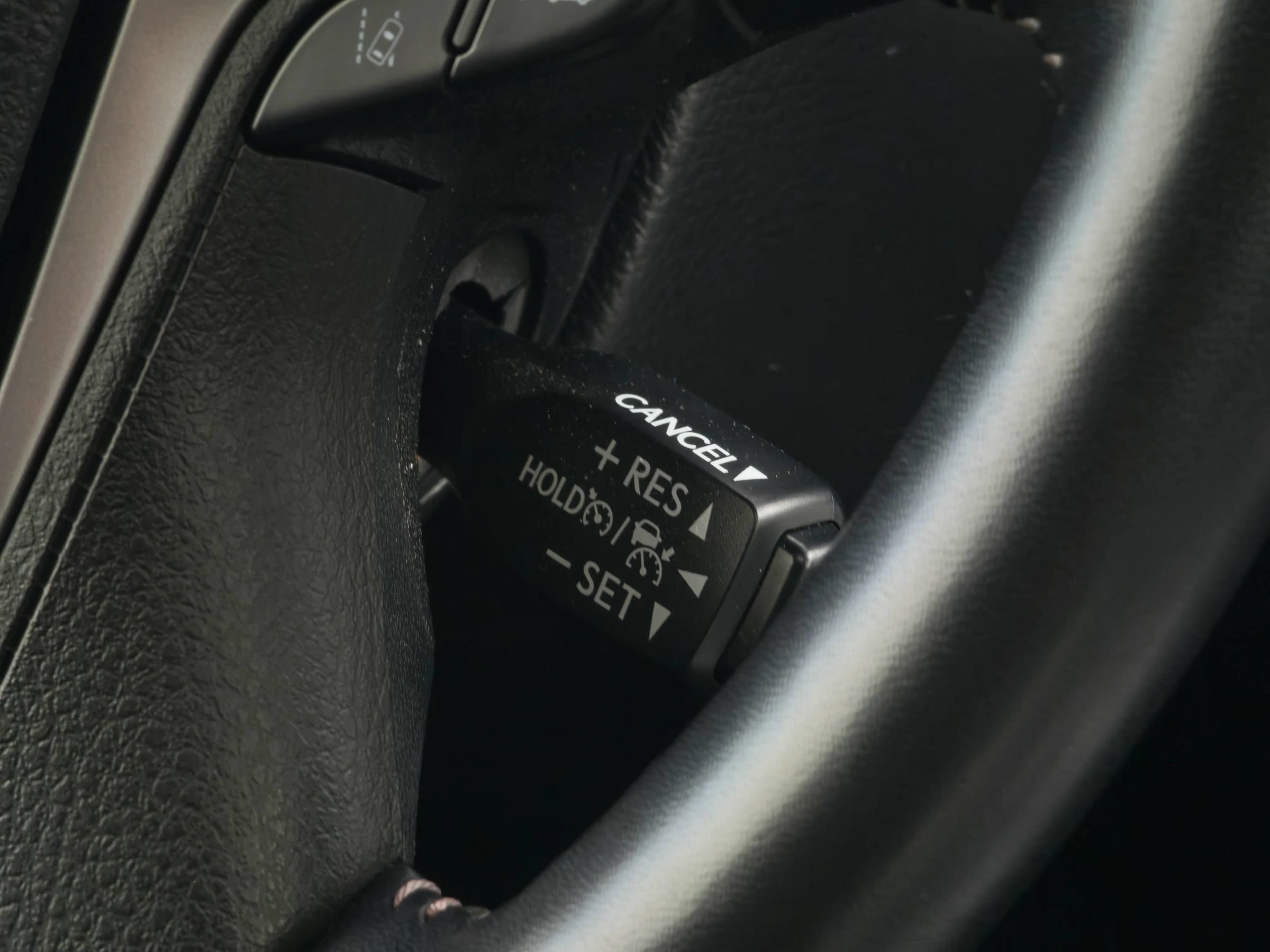 Used 2019 Toyota Land Cruiser AWD/4WD image 30