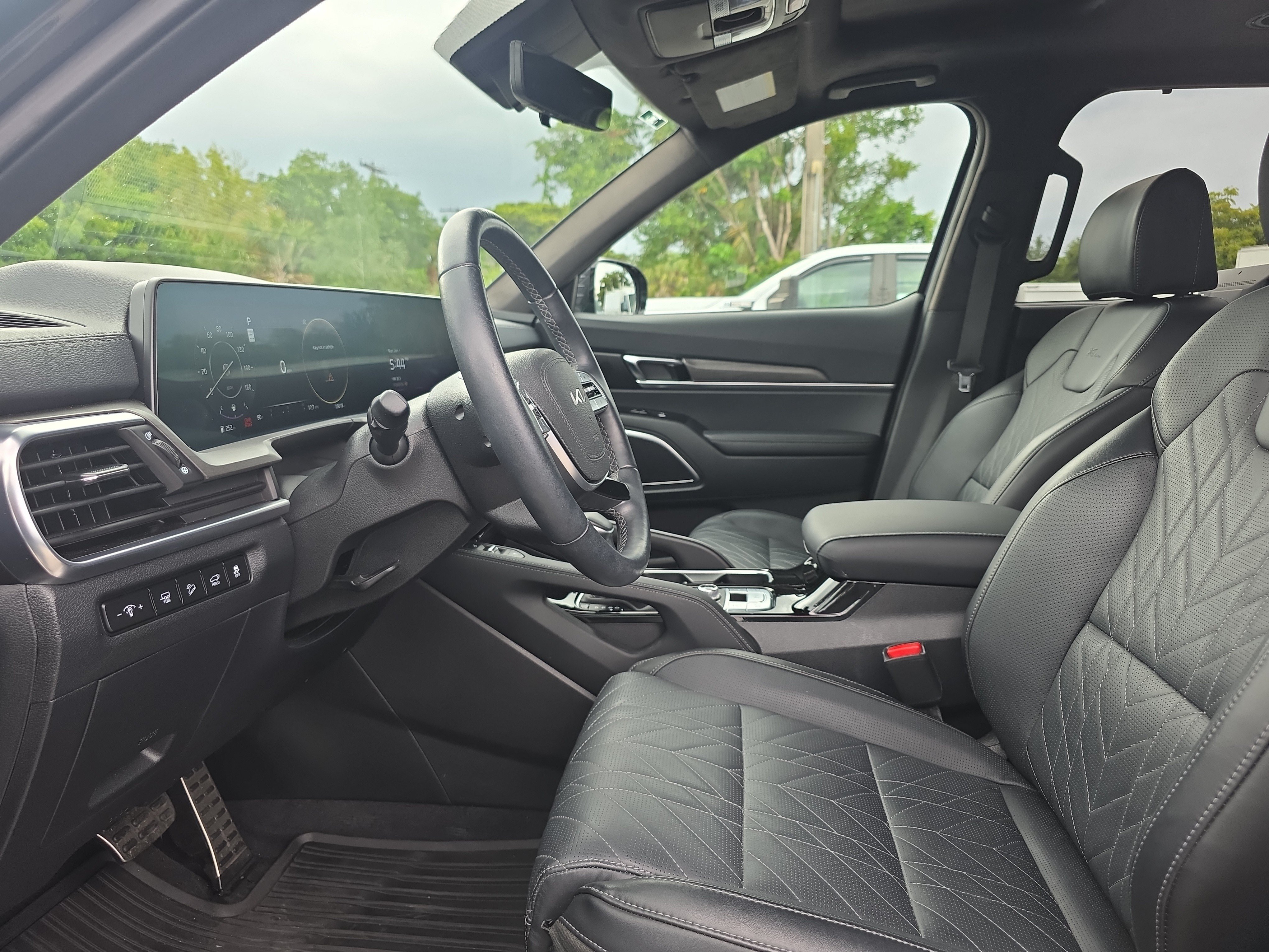 Used 2025 Kia Telluride SX Prestige X-Line AWD/4WD image 25