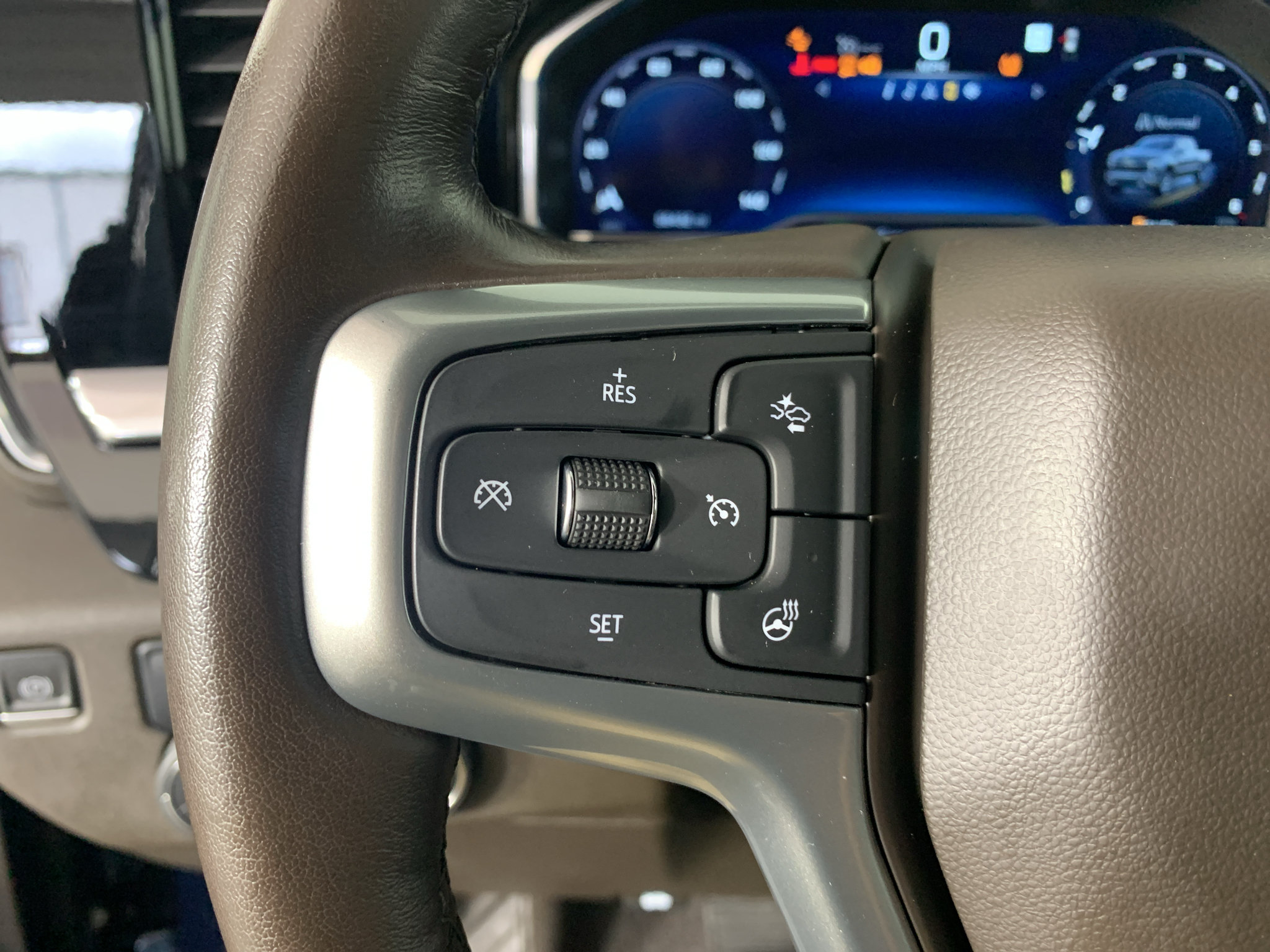 Used 2023 Chevrolet Silverado 1500 LT RWD image 17