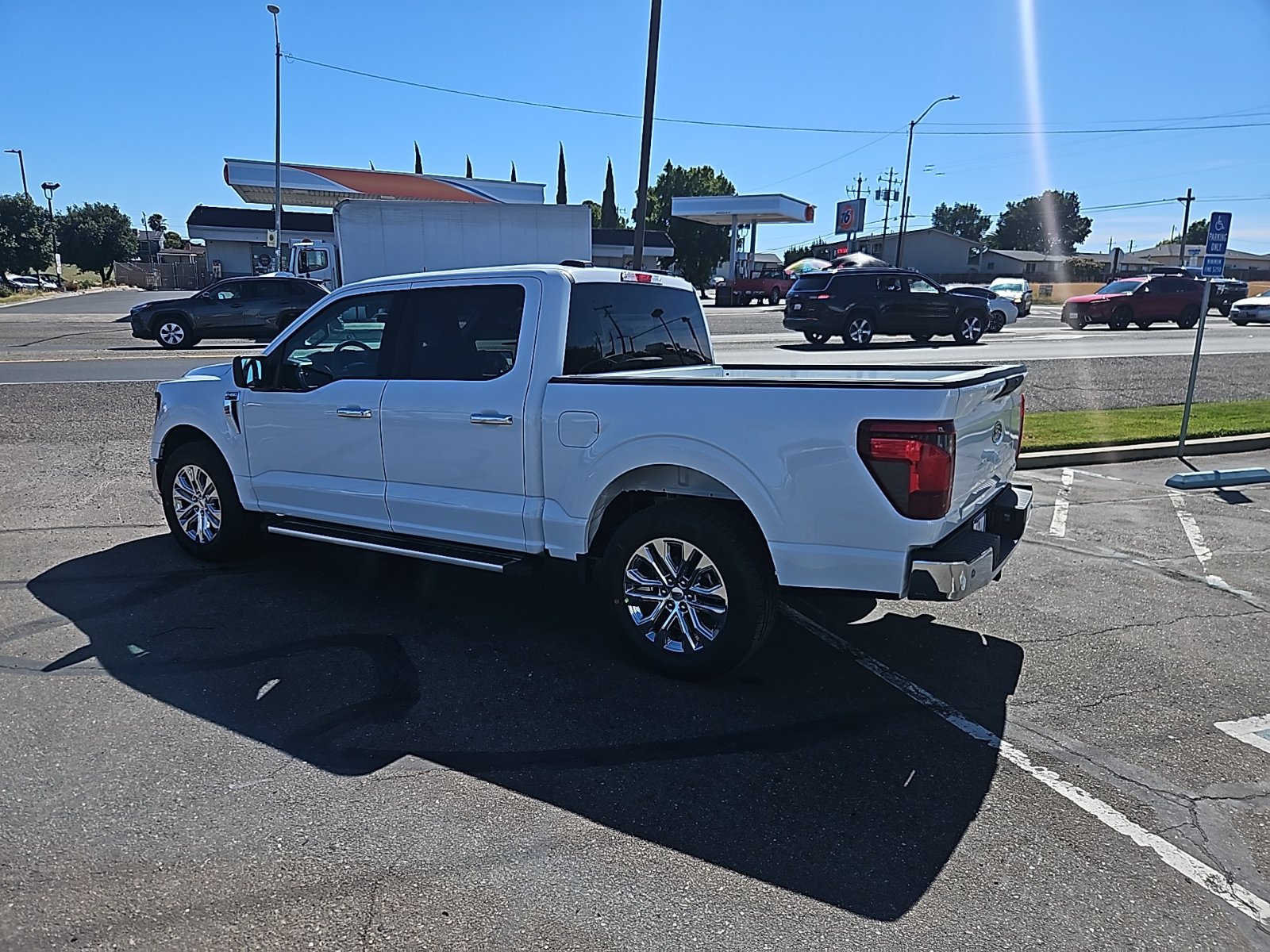 New 2026 Ford F150 XLT w/ XLT Chrome Appearance Package RWD image 4