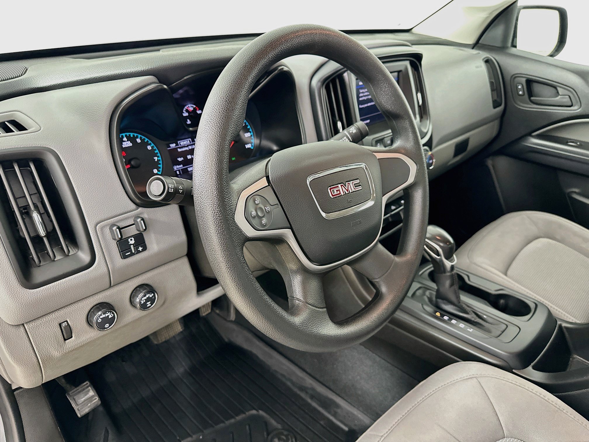 Used 2022 GMC Canyon Elevation Standard w/ Convenience Package AWD/4WD image 9