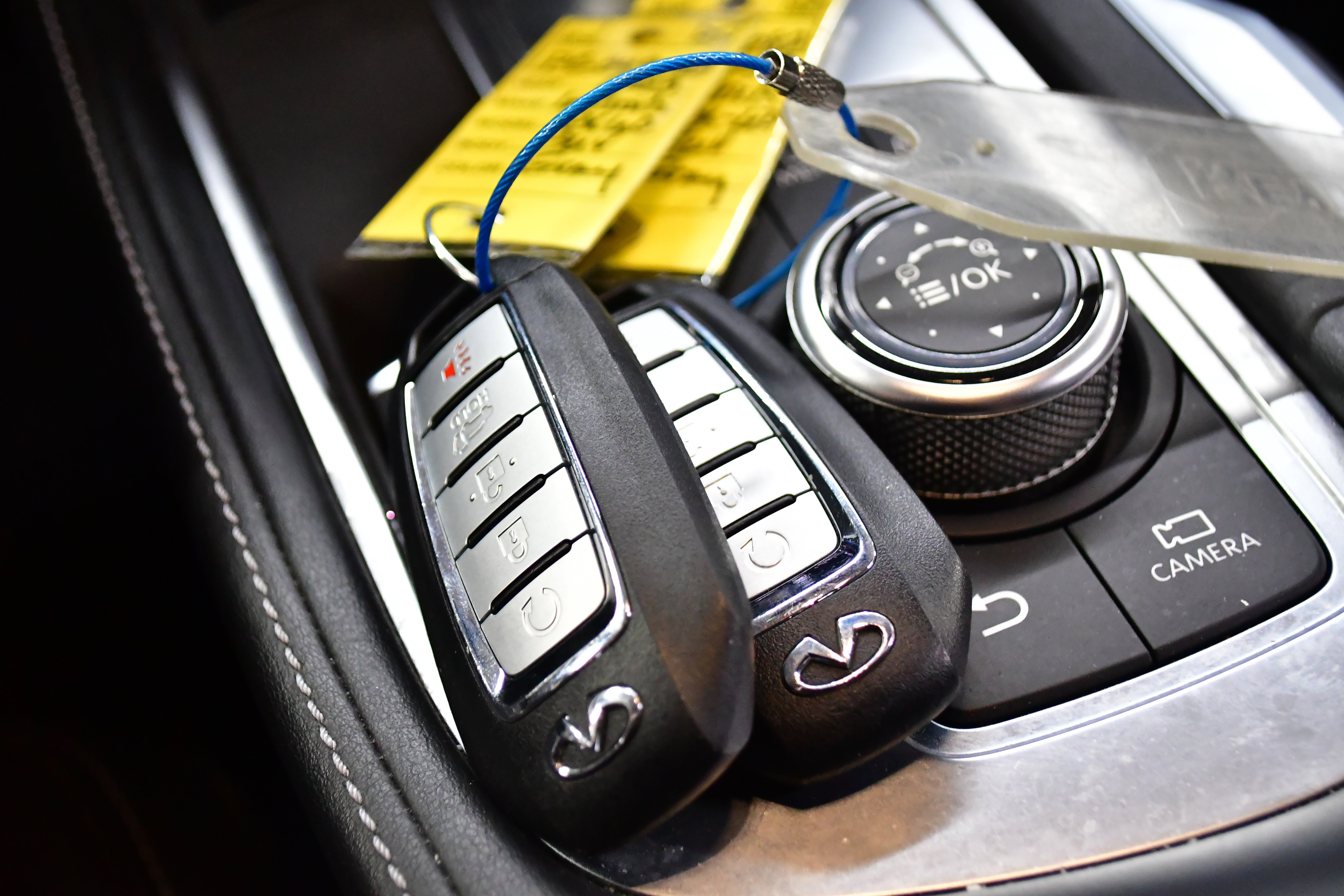 Used 2023 INFINITI QX60 Luxe w/ Performance Audio Package image 38